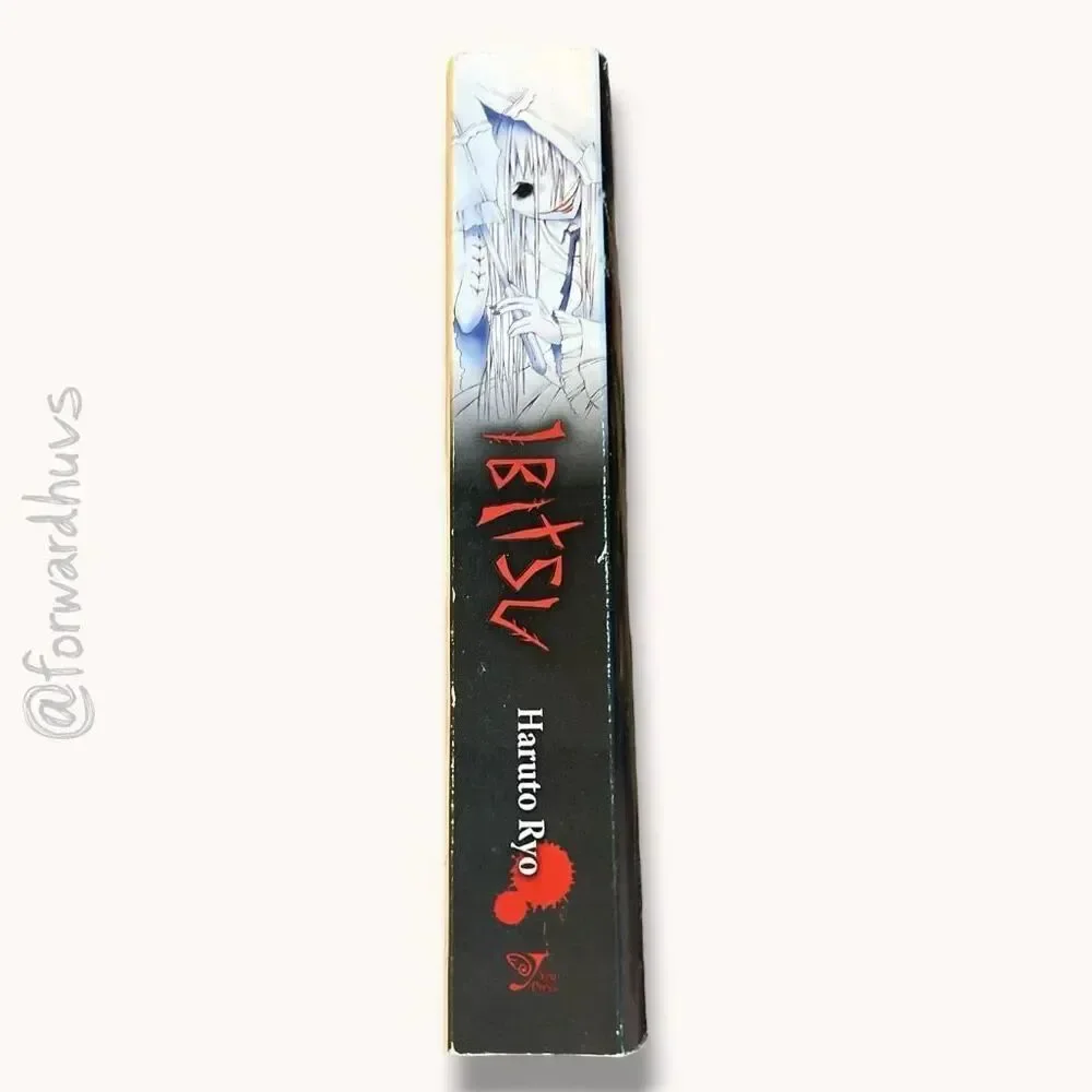 Ibitsu Haruto Ryo Manga Omnibus Yen Press English Paperback Horror Gothic Lolita